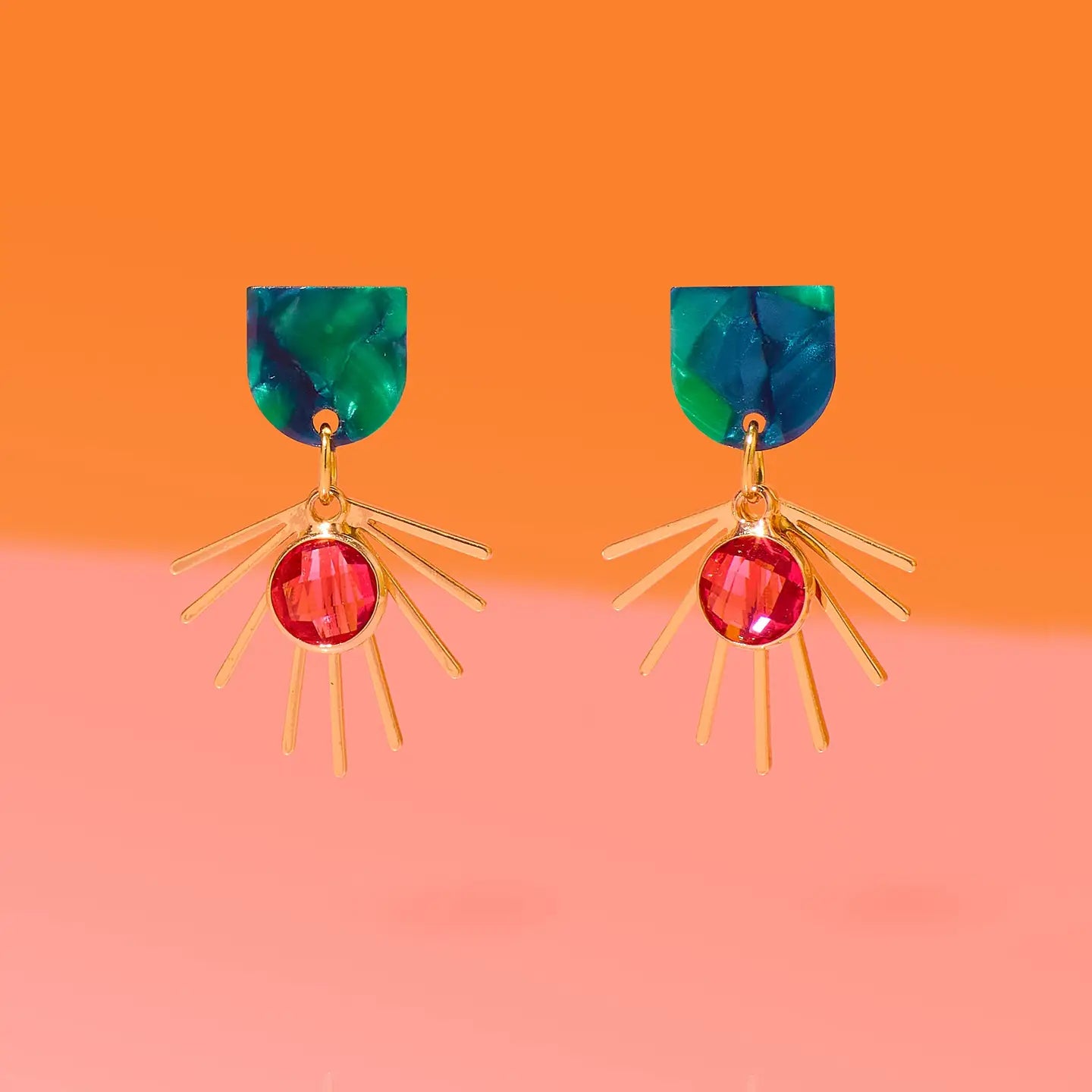 Tropical Oasis Dangle Earring - EMERALD