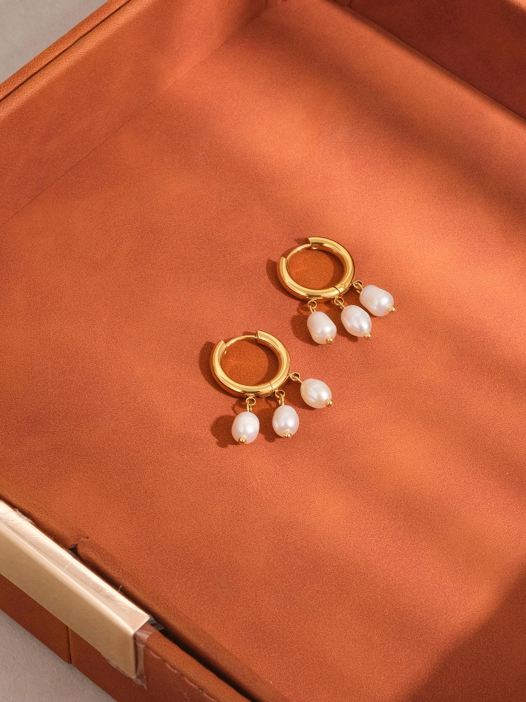 Ronan Earrings - GOLD/PEARL