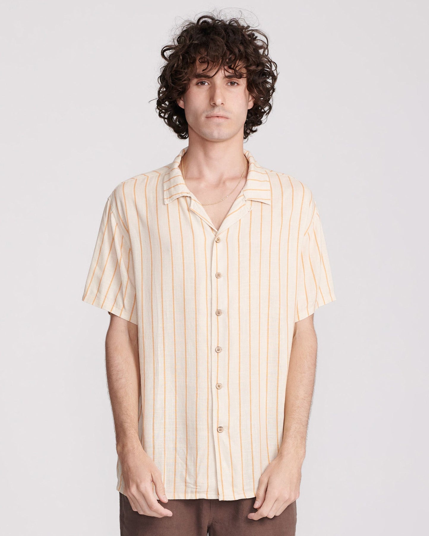Caller Linen Short Sleeve - YOLK