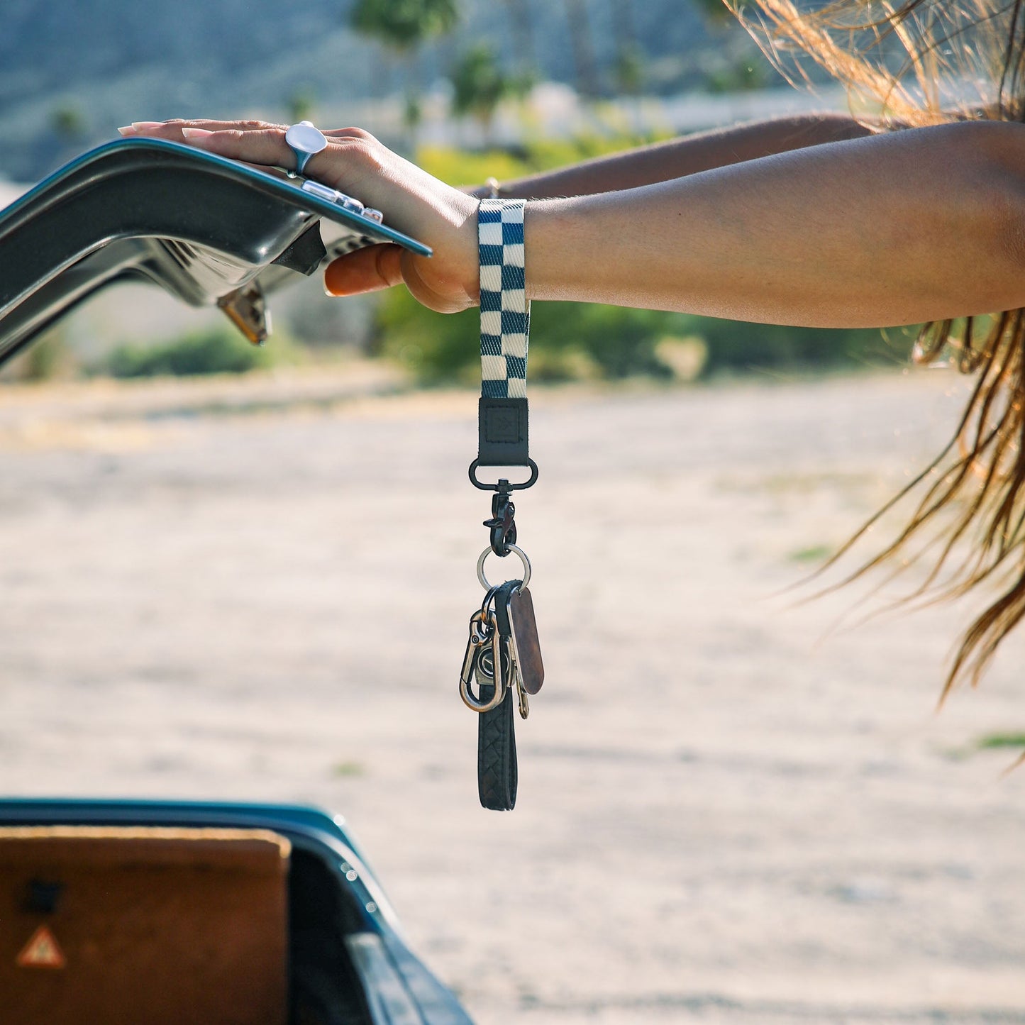 Wrist Lanyard - FADED CHECK