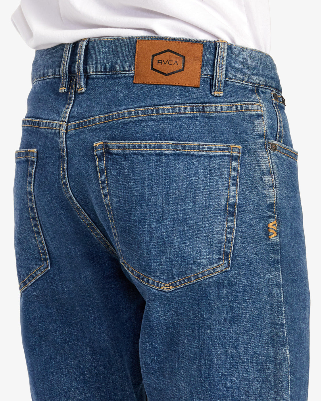 Weekend Straight Jeans - LIGHT VINTAGE WASH