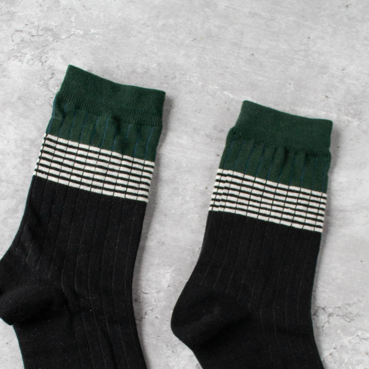 Duo Stripe Socks - DARK GREEN/BLACK